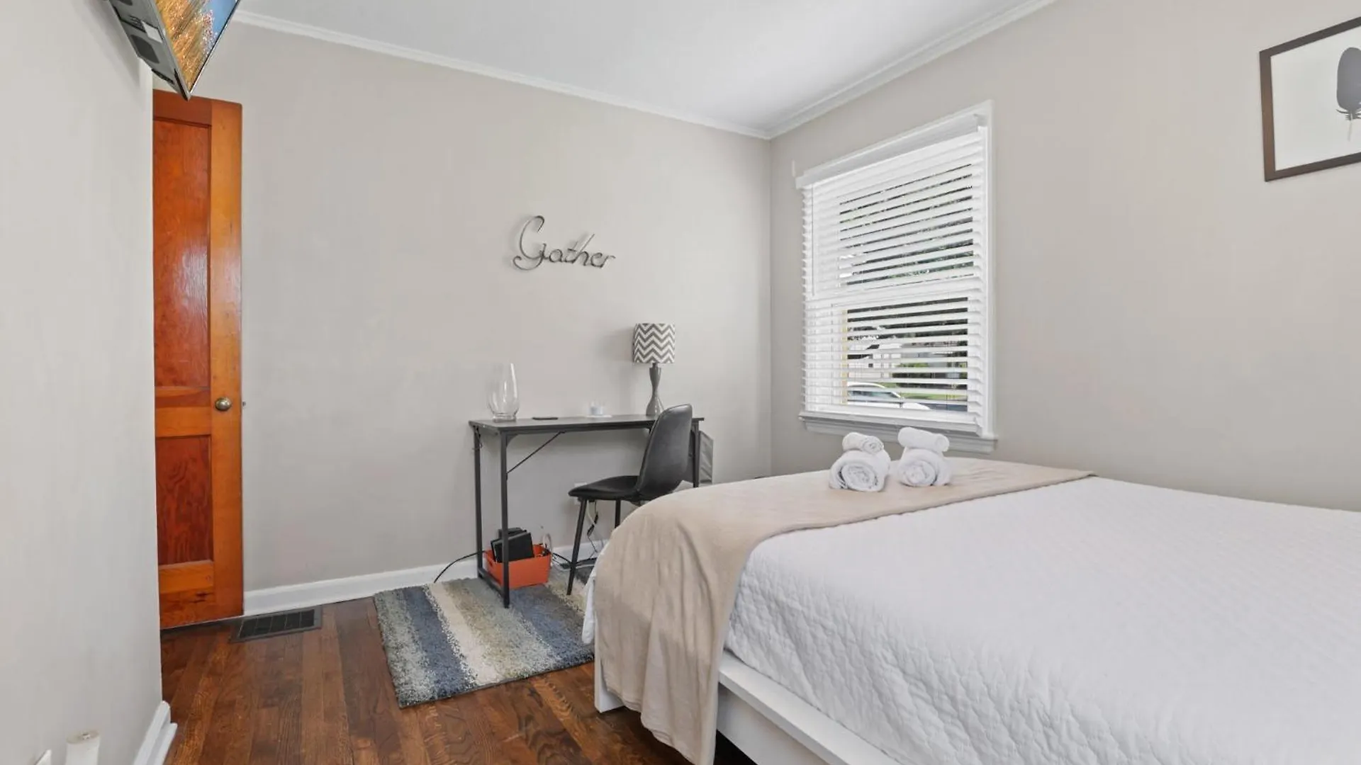 Housepitality- The Bungalow -2 Br Columbus 0*,  United States